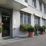Alphorn Hotel