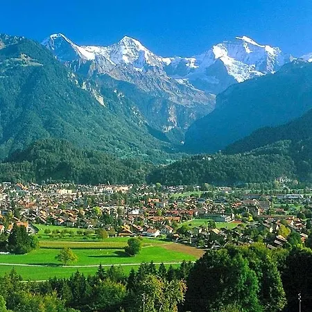 Hotell Alphorn 2*
